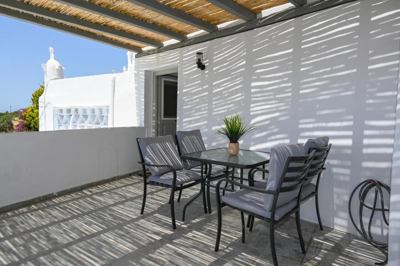 Kleris Apartments 8 Tinos Exterior foto